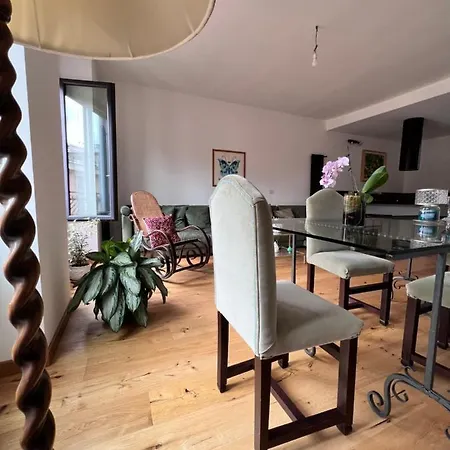 Apartamento A Casa Di Eli Lecce Exterior foto